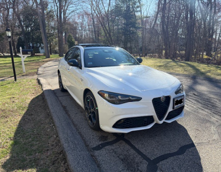 Alfa Romeo Giulia lease takeover Wellesley MA